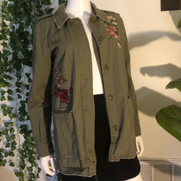 Army Green Jacket - Picture 2 of 4